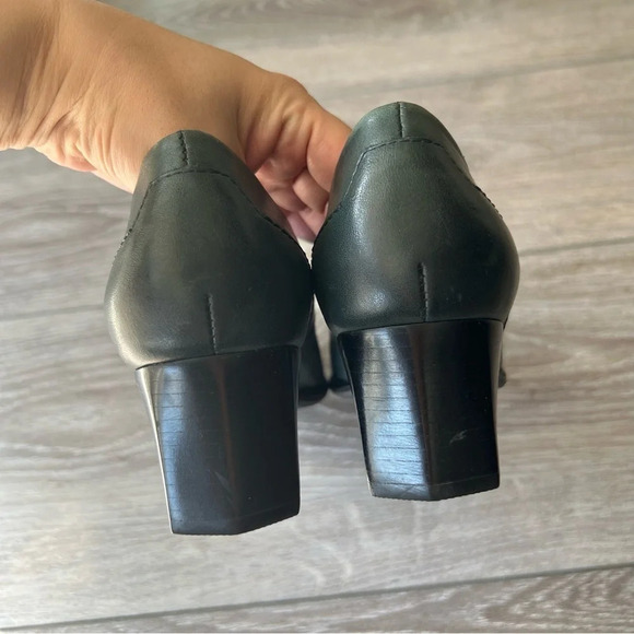 Naturalizer Sharon Green Soft Smooth Leather Slip On Loafer Heels - Picture 8 of 16